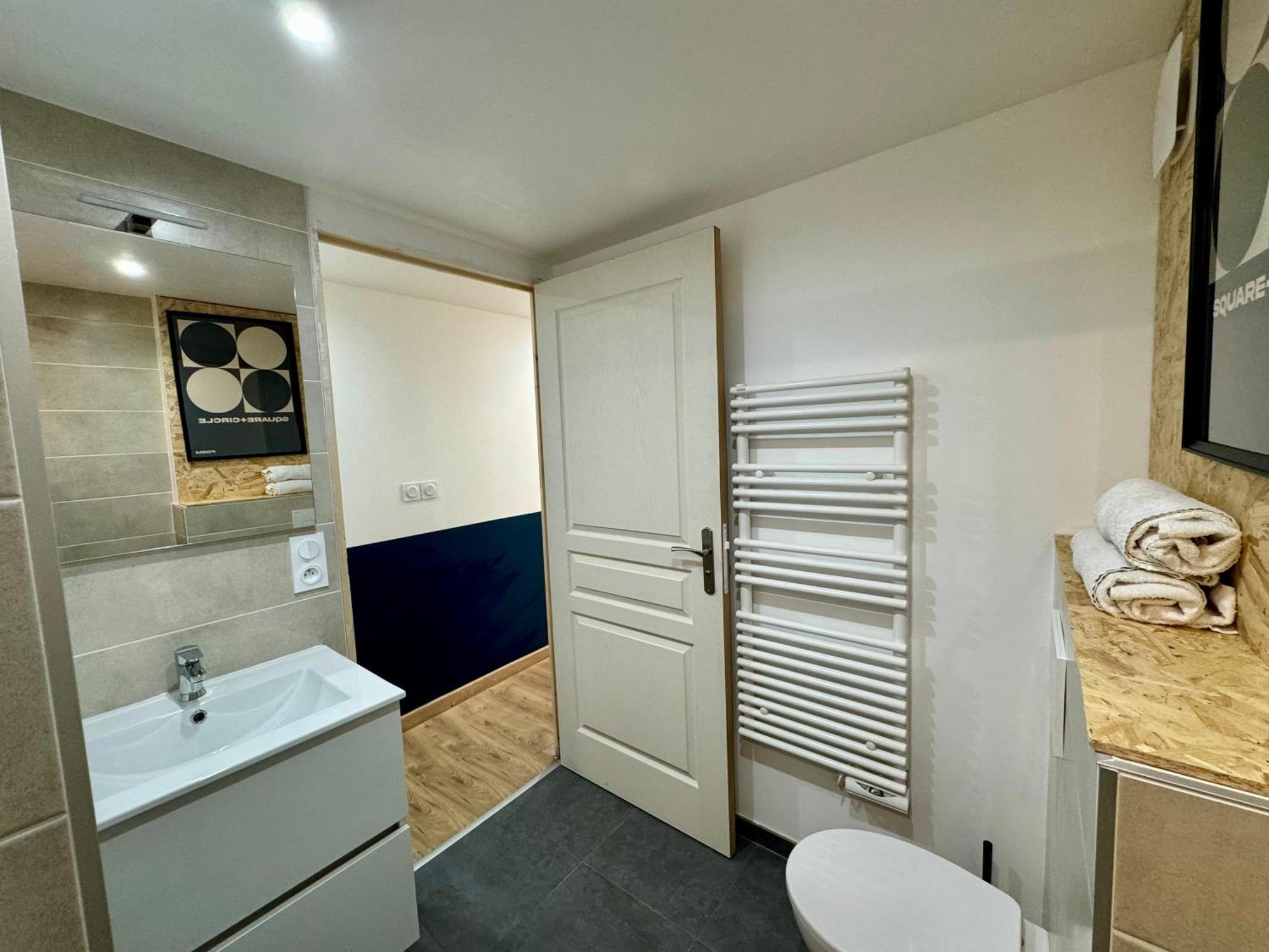 Suite Elias Villeurbanne Extérieur photo