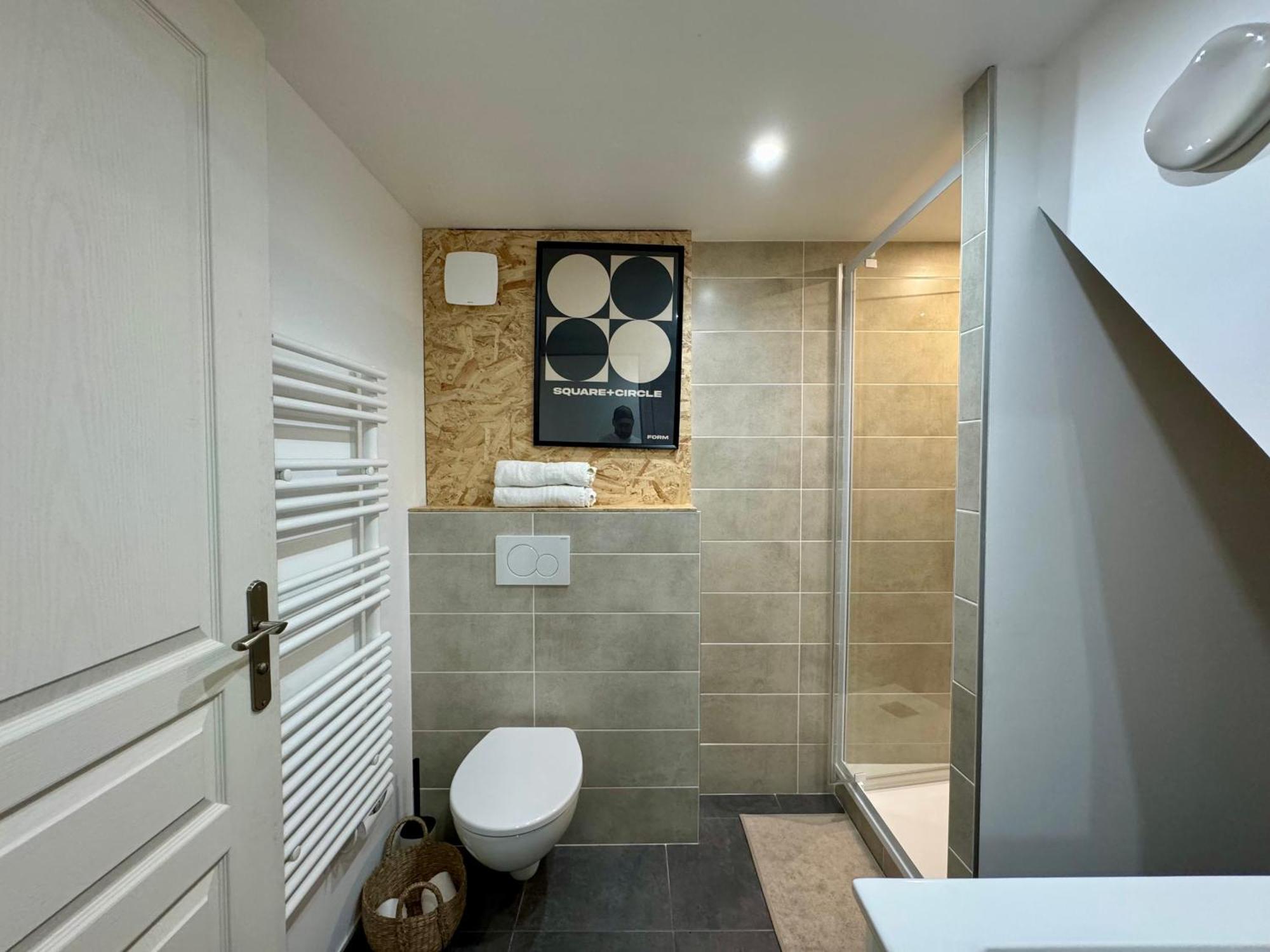 Suite Elias Villeurbanne Extérieur photo