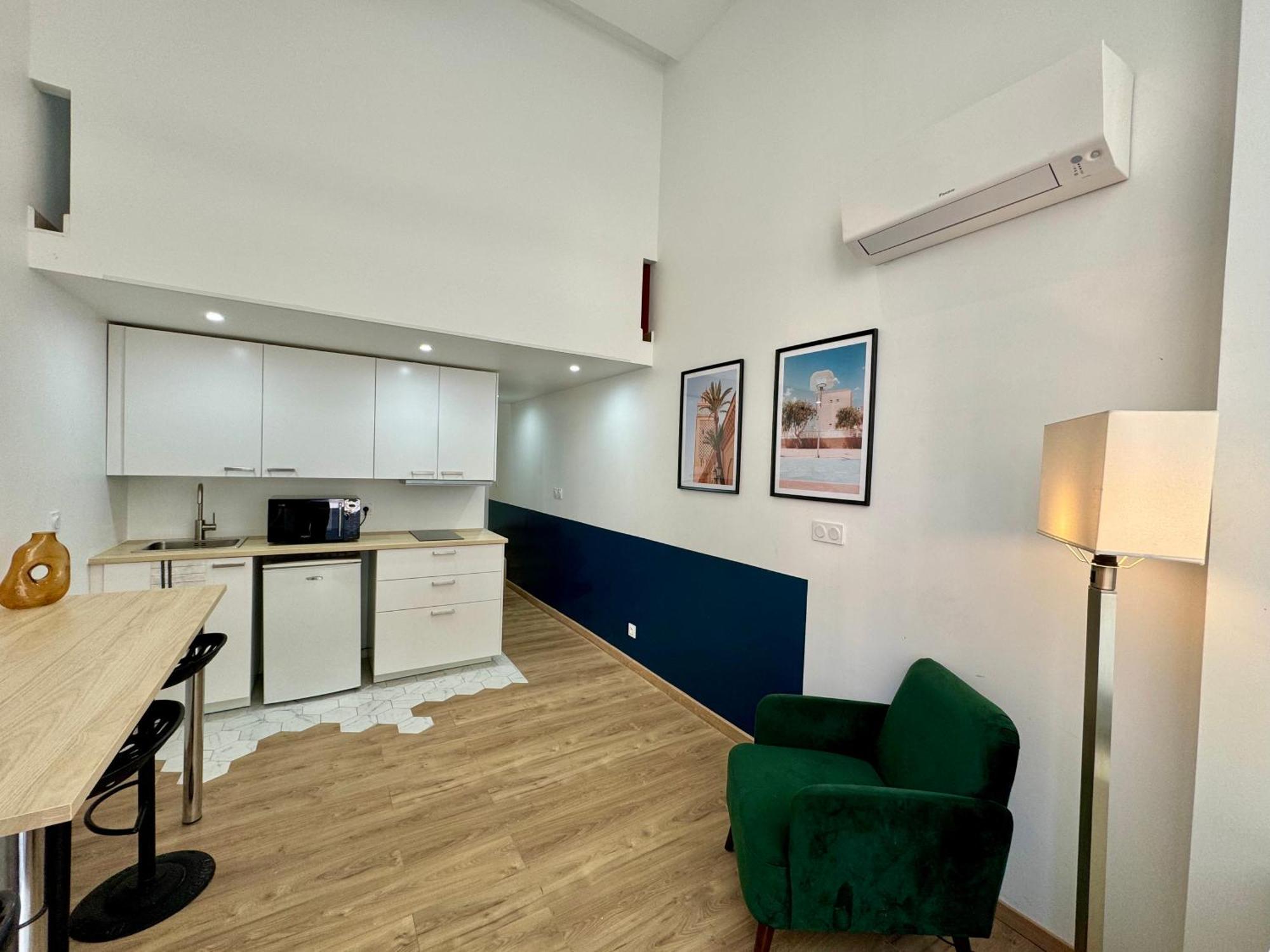 Suite Elias Villeurbanne Extérieur photo